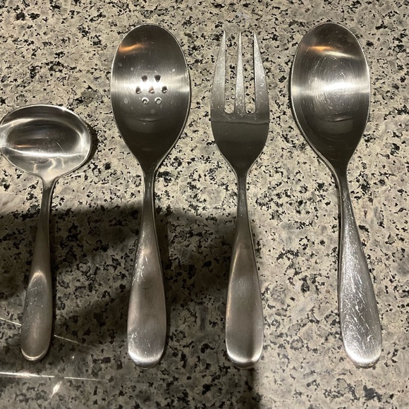 Villeroy and Boch Flatware Set 32 pieces - Picture 3 of 3